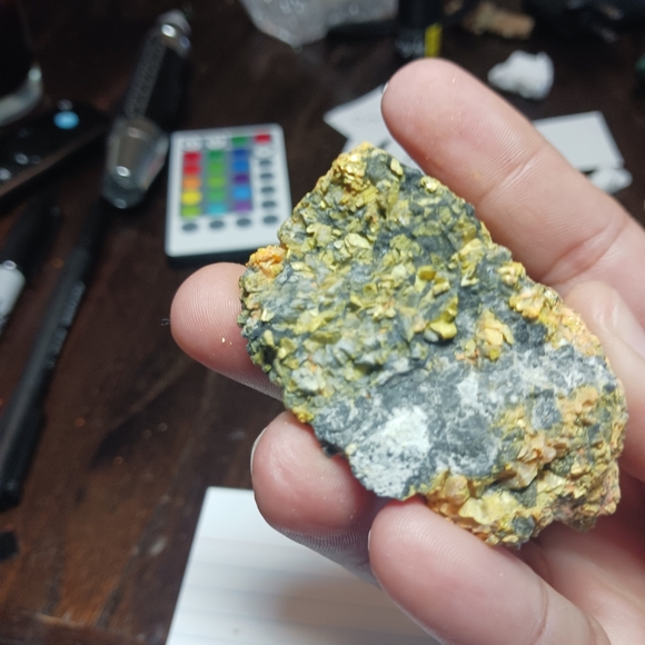 Realgar - Picture 2 of 8